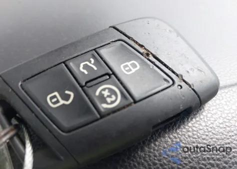 2019 Volkswagen Atlas 3.6L V6 Se W/Technology from USA, damaged, VIN 1V2UR2CA5KC537406